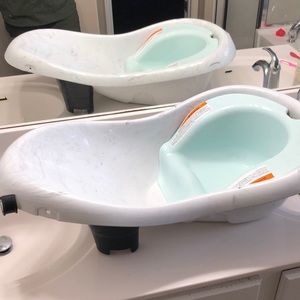 Fisher price bath tub